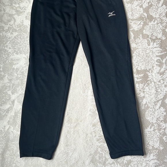 Mizuno Breathable Thermo Joggers/Sweatpants - Picture 3 of 7